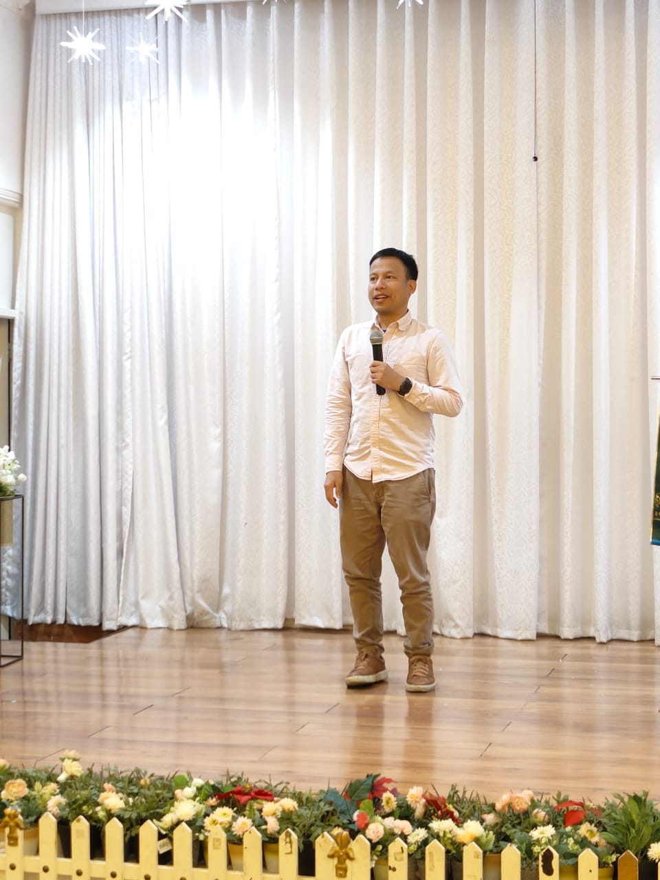 Table topics speaker 1: TM Jilbert sharing his favorite book, The Journey of the Gods